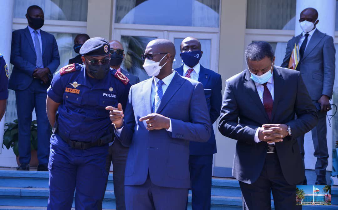Le gouverneur Jacques Kyabula dote la PNC/Haut-Katanga des véhicules 4x4