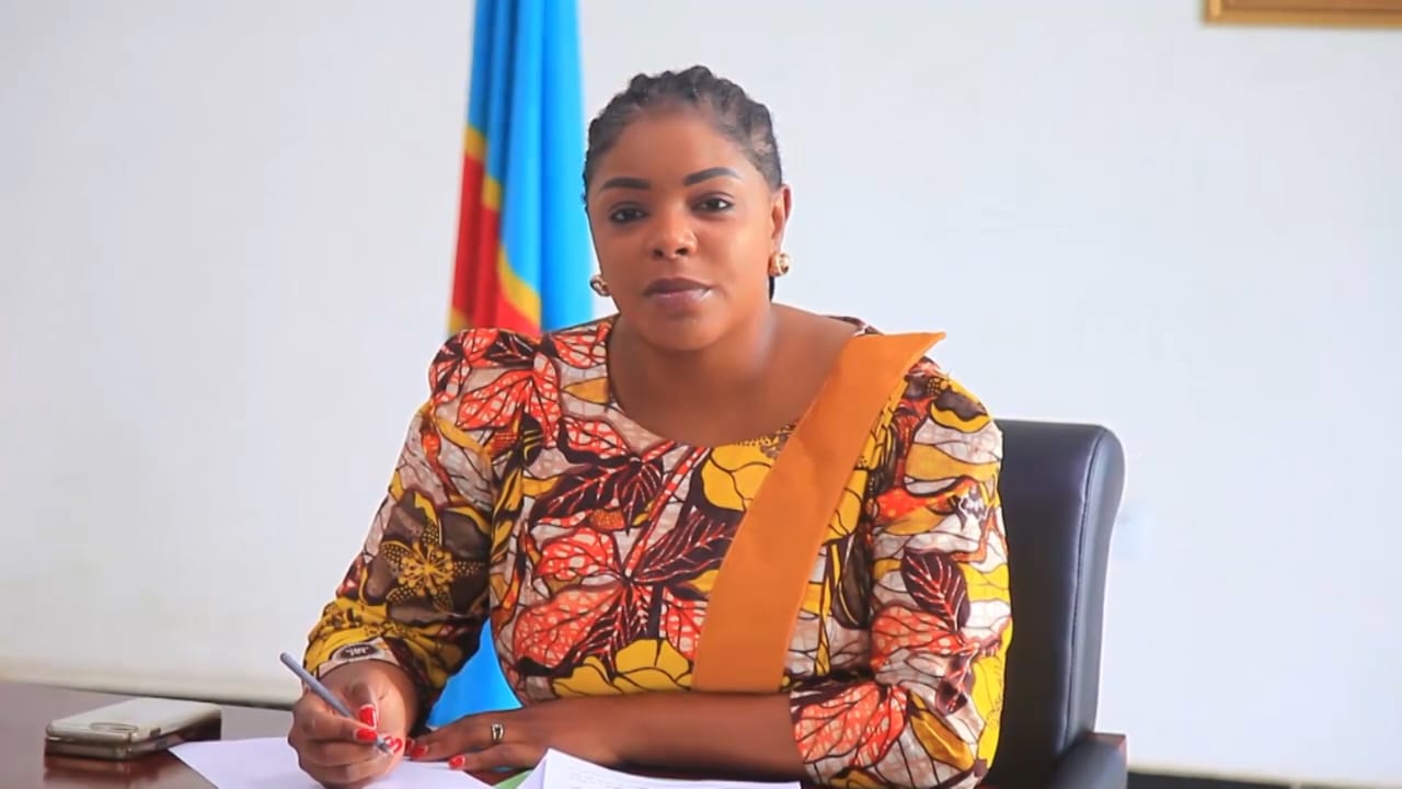 Haut-Katanga : Réunion de la Ministre Provinciale de l'Economie avec les  Bourgmestres de sept  Communes de Lubumbashi