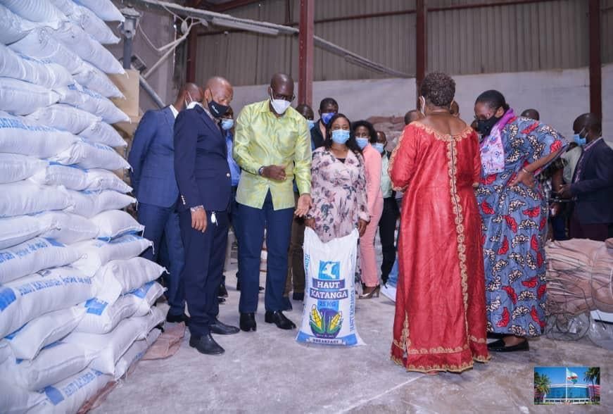 Le Gouverneur Jacques Kyabula sur le chantier de l'autosuffisance alimentaire du HAUT-KATANGA
