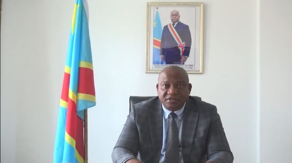 Jean-Claude Kamfwa Kimimba, Vice-gouverneur, invite les parents et les gardiens d’enfants à faire vacciner les enfants contre la rougeole