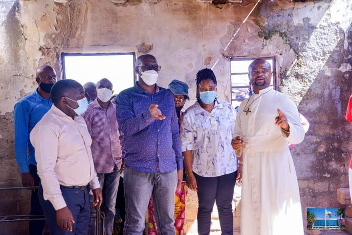 Visite du Gouverneur à Ndakata dans le territoire de Kambove