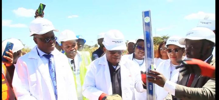 Haut-Katanga : Pose de la première pierre pour a construction des infrastructures scolaires et sanitaires au village Mampa