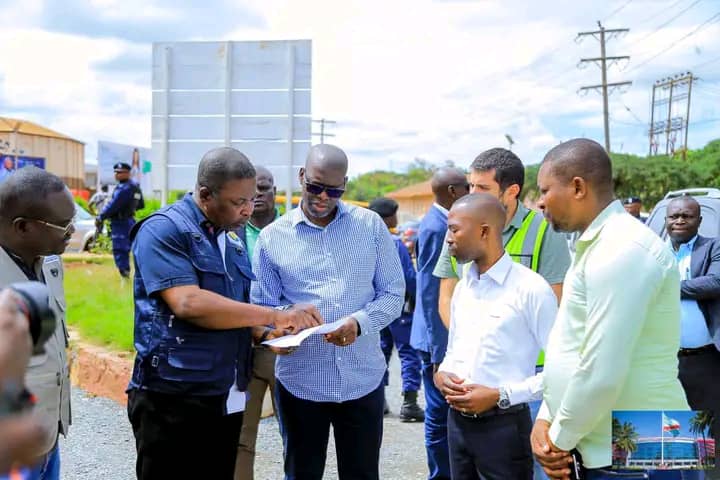 Le Gouverneur du Haut-Katanga en inspection des chantiers dans la Ville de Lubumbashi