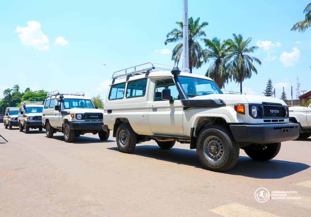 Haut-Katanga : Remise d’un deuxième lot de  véhicules à la  DRHKAT